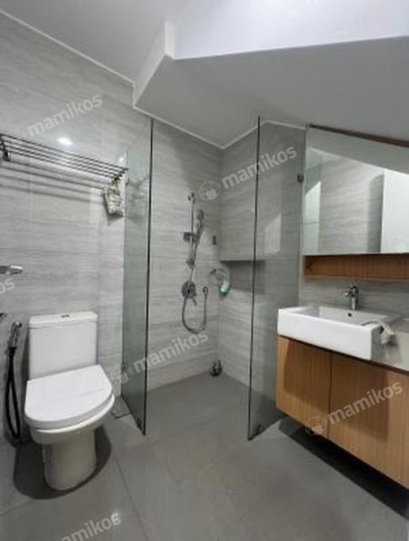 Rumah Sertifikat SHM 3 Kamar Tidur 3 Kamar Mandi Green Lake City Jakarta Barat - Photo 2