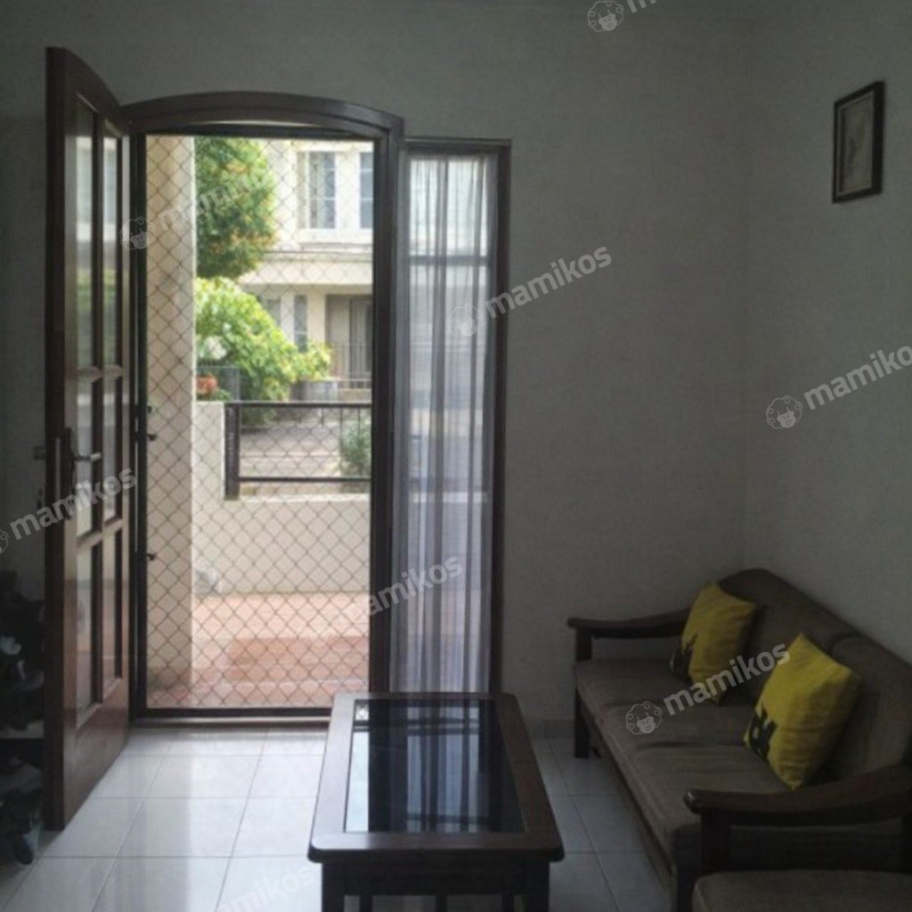 Rumah Sertifikat SHM 3 Kamar Tidur 2 Kamar Mandi Permata Buana Jakarta Barat - Photo 3