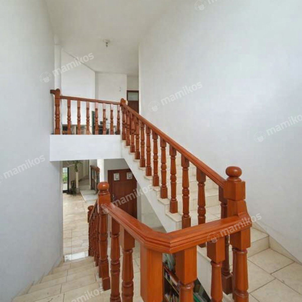 Rumah Sertifikat SHM 5 Kamar Tidur 6 Kamar Mandi Cilandak Jakarta Selatan - Photo 4