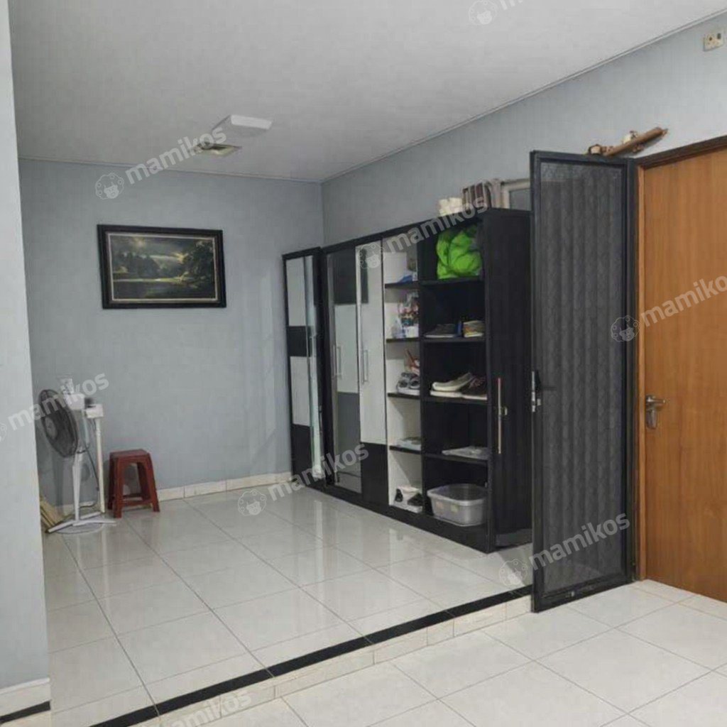 Rumah Sertifikat SHM 7 Kamar Tidur 4 Kamar Mandi Jelambar Jakarta Barat - Photo 5