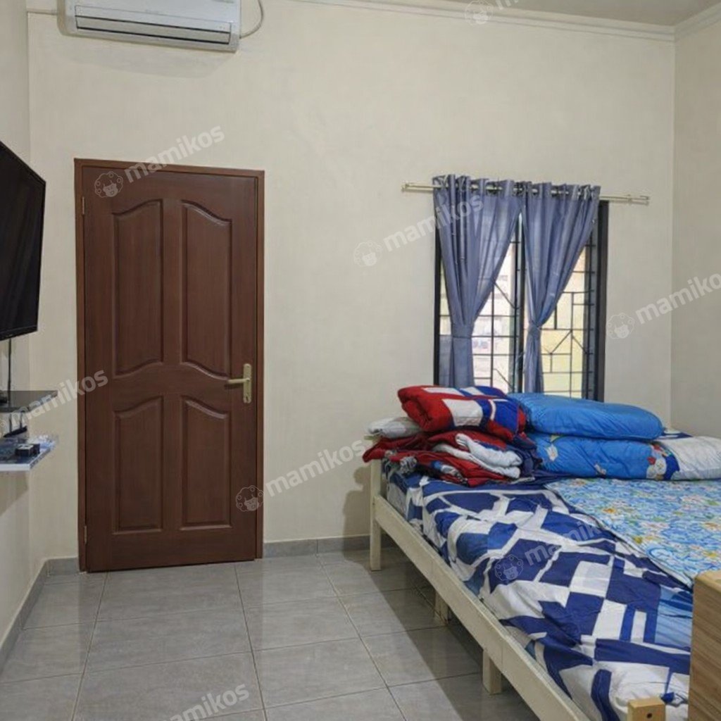 Rumah Sertifikat SHM 2 Kamar Tidur 2 Kamar Mandi Tanjung Duren Jakarta Barat - Photo 4