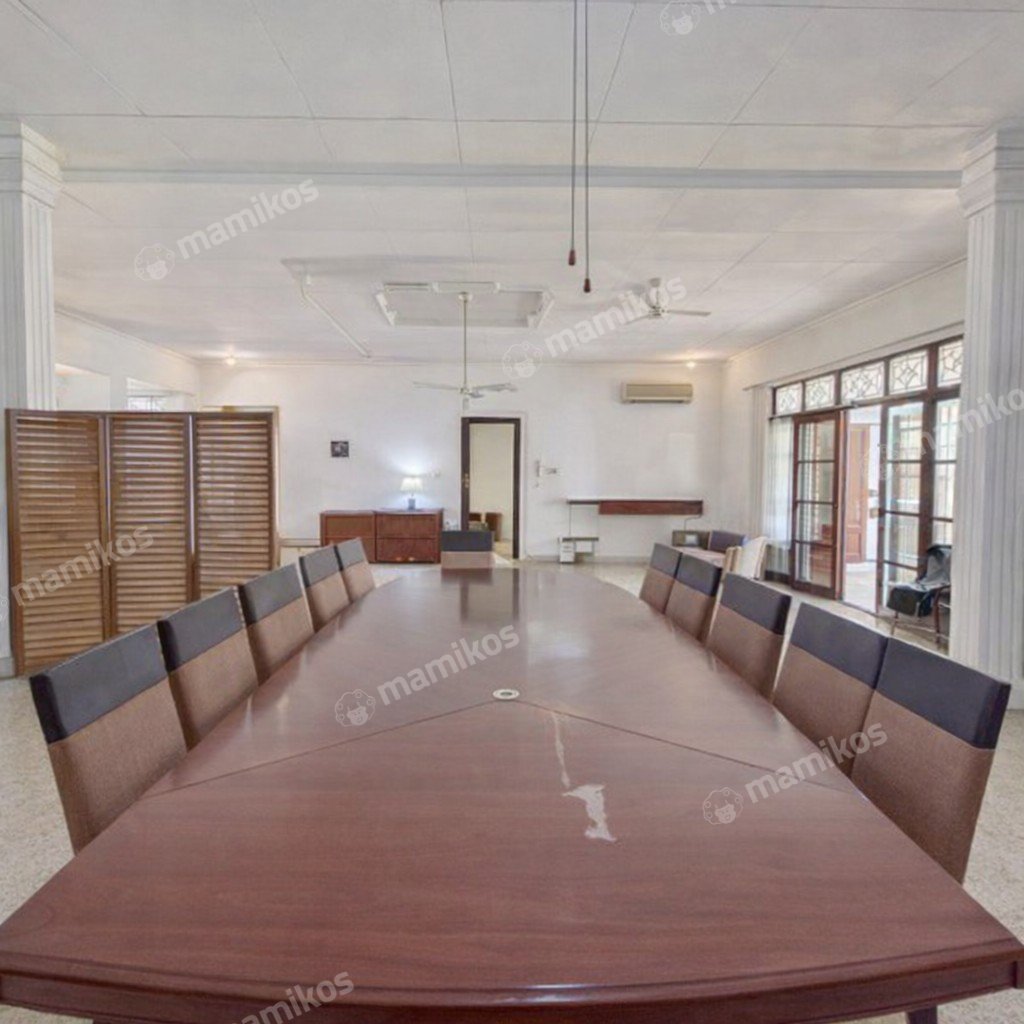 Rumah Sertifikat SHM 4 Kamar Tidur 3 Kamar Mandi Kemang Jakarta Selatan - Photo 3