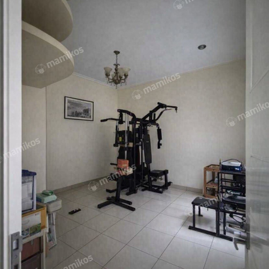 Rumah 4 Kamar Tidur 2 Kamar Mandi 2 Lantai Kelapa Gading Jakarta Utara - Photo 2