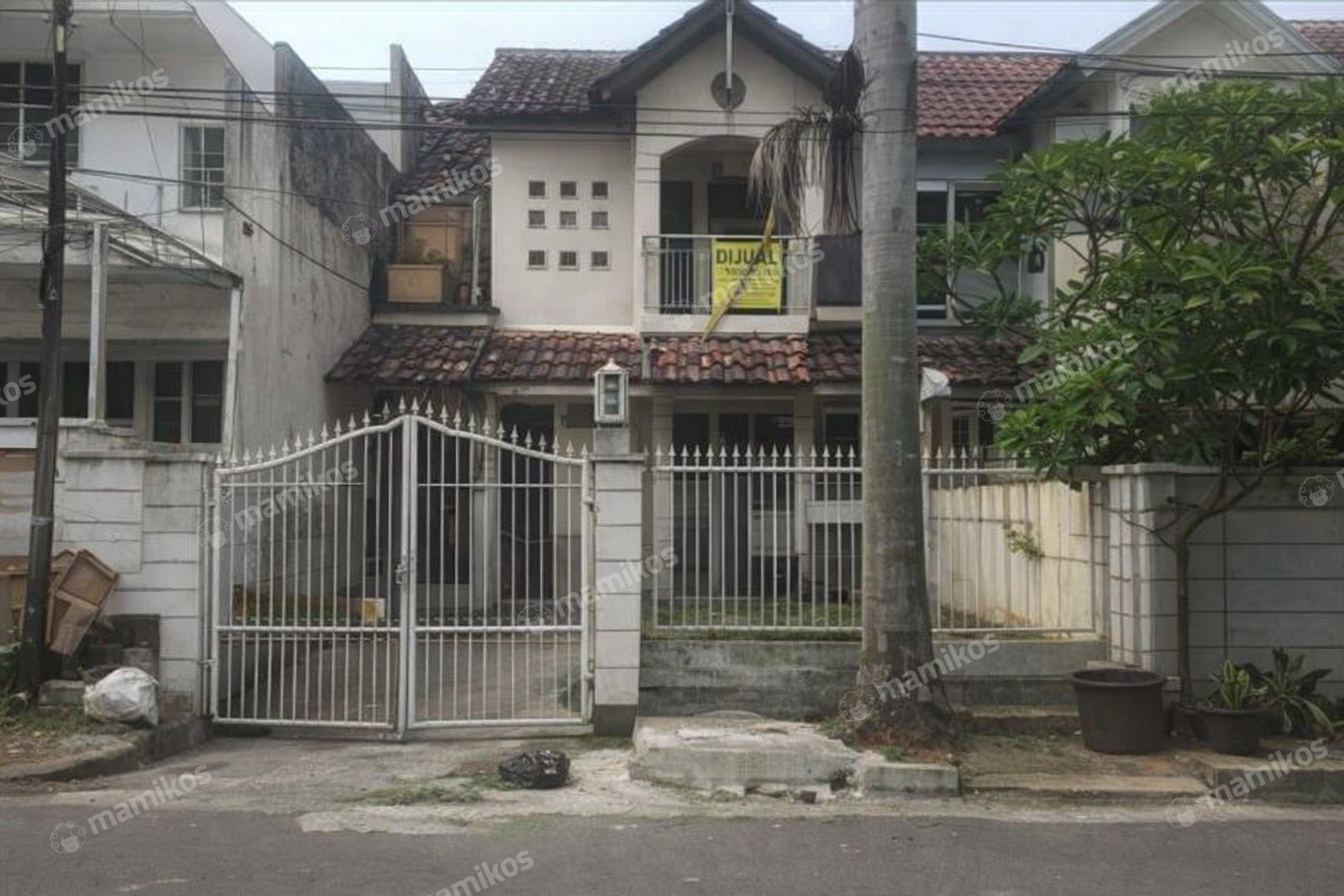 Rumah Sertifikat SHM 4 Kamar Tidur 4 Kamar Mandi Kalideres Jakarta Barat