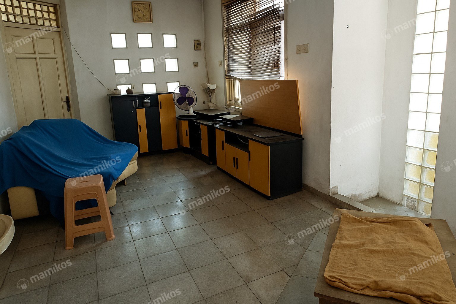 Rumah Sertifikat SHM 4 Kamar Tidur 4 Kamar Mandi Kalideres Jakarta Barat - Photo 4