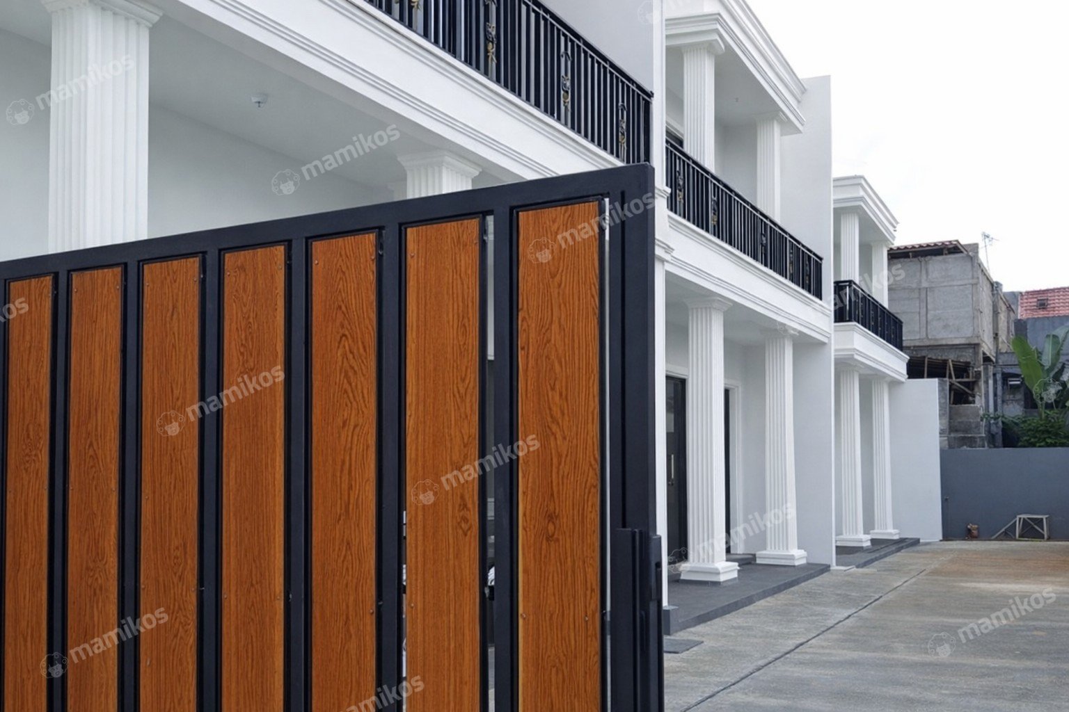 Rumah Sertifikat SHM 3 Kamar Tidur 2 Kamar Mandi Ciracas Jakarta Timur