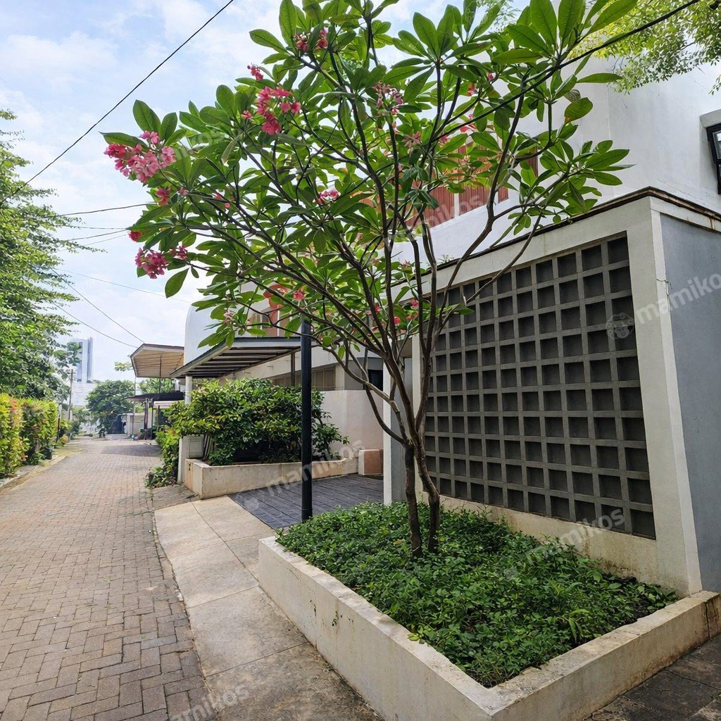Rumah Sertifikat SHM 4 Kamar Tidur 3 Kamar Mandi Pesanggrahan Jakarta Selatan - Photo 2