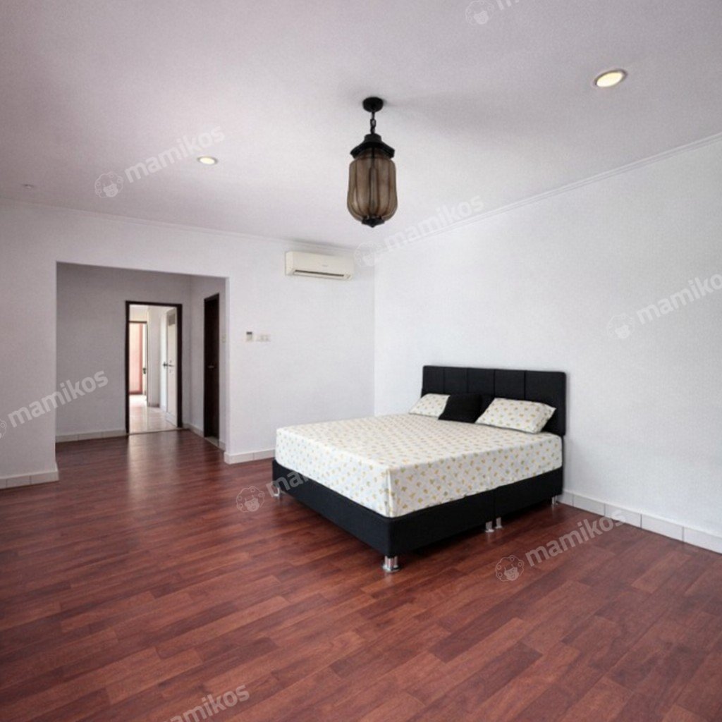 Rumah Sertifikat SHM 3 Kamar Tidur 3 Kamar Mandi Kebayoran Baru Jakarta Selatan - Photo 2