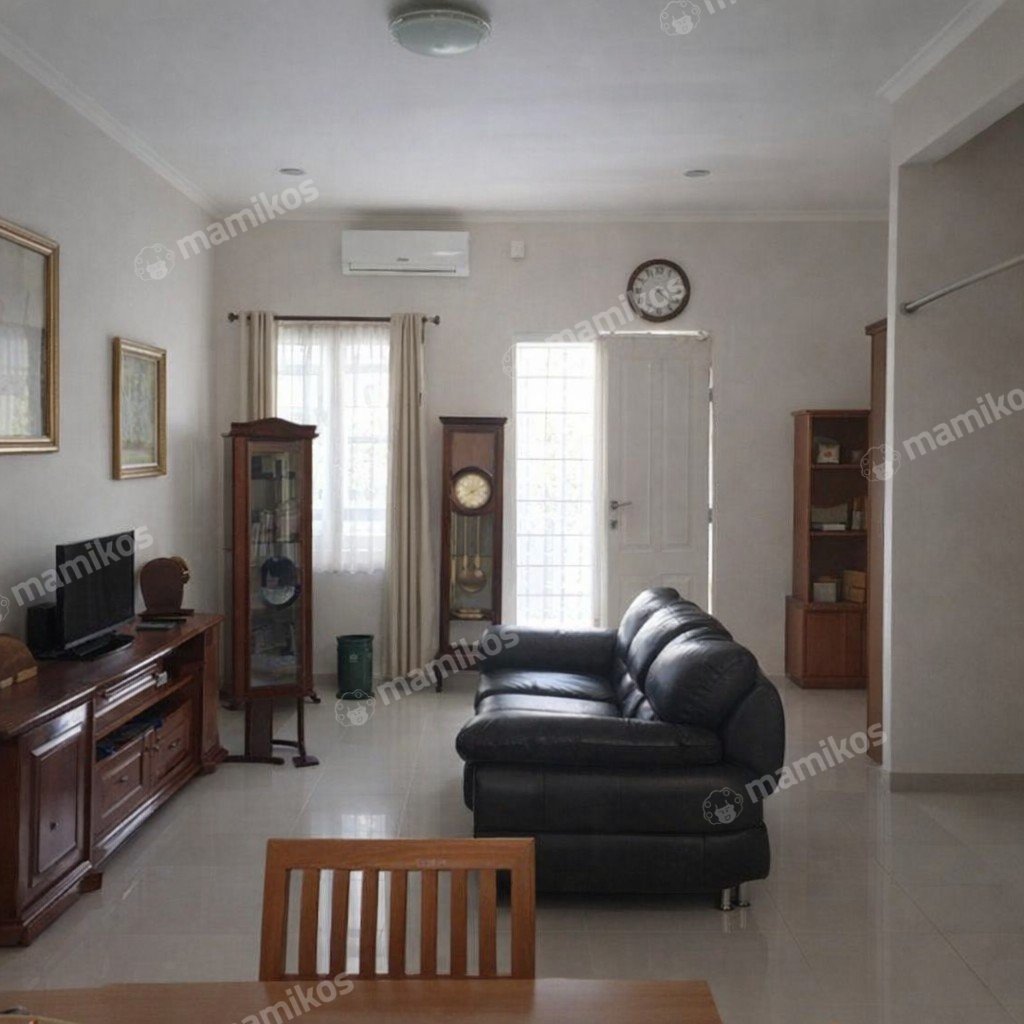 Rumah Sertifikat SHM 3 Kamar Tidur 2 Kamar Mandi Kota Wisata Jakarta Timur - Photo 3