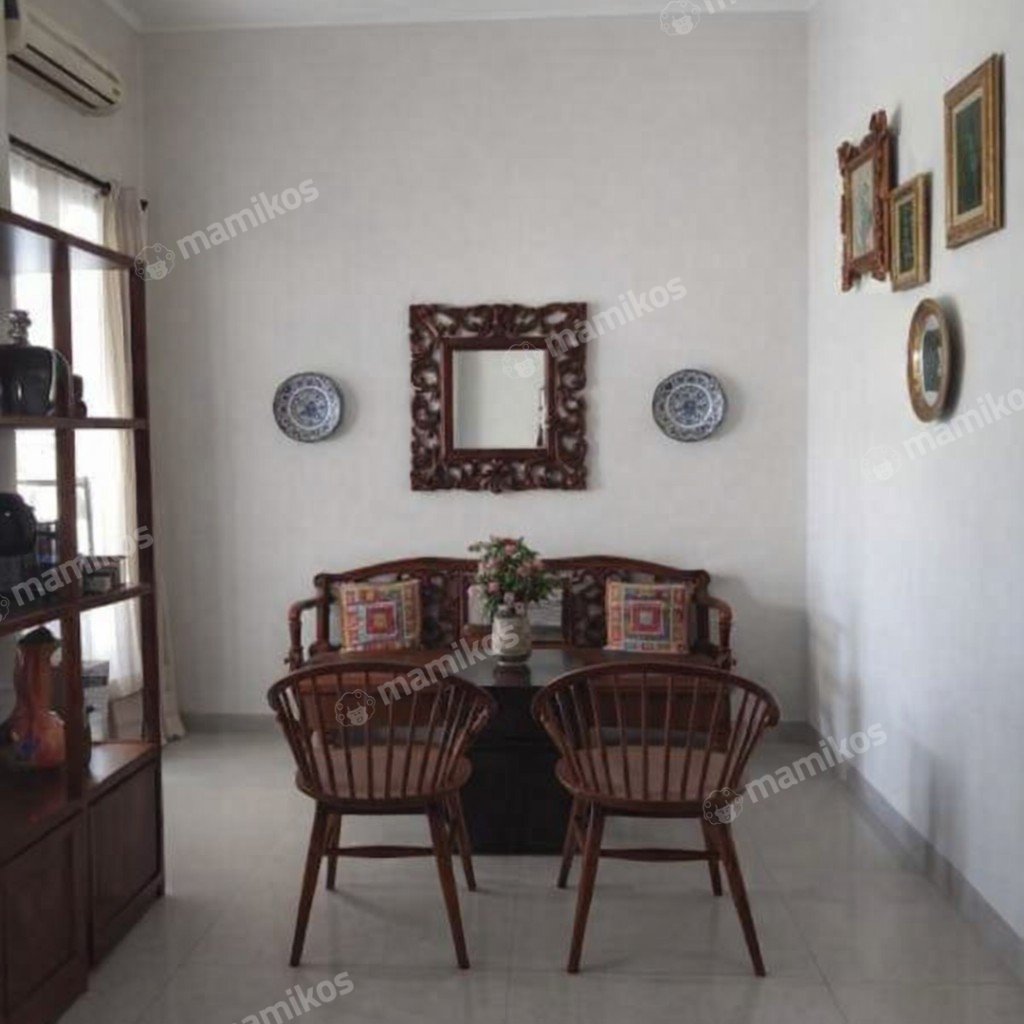 Rumah Sertifikat SHM 3 Kamar Tidur 2 Kamar Mandi Kota Wisata Jakarta Timur - Photo 4