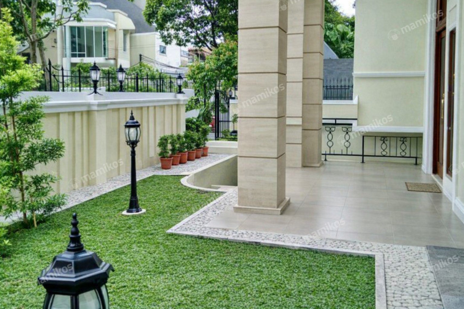 Rumah Sertifikat SHM 4 Kamar Tidur 4 Kamar Mandi Pondok Indah Jakarta Selatan