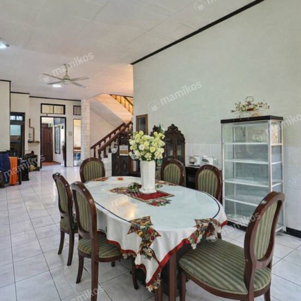 Rumah Sertifikat SHM 6 Kamar Tidur 3 Kamar Mandi Senopati Jakarta Selatan - Photo 3