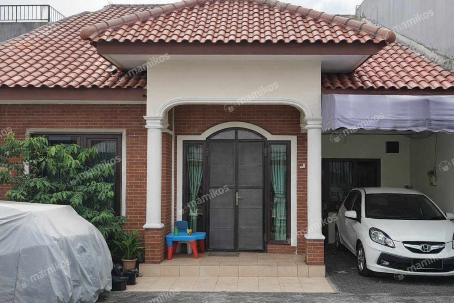 Rumah 4 Kamar Tidur 2 Kamar Mandi Fatmawati Jakarta Selatan