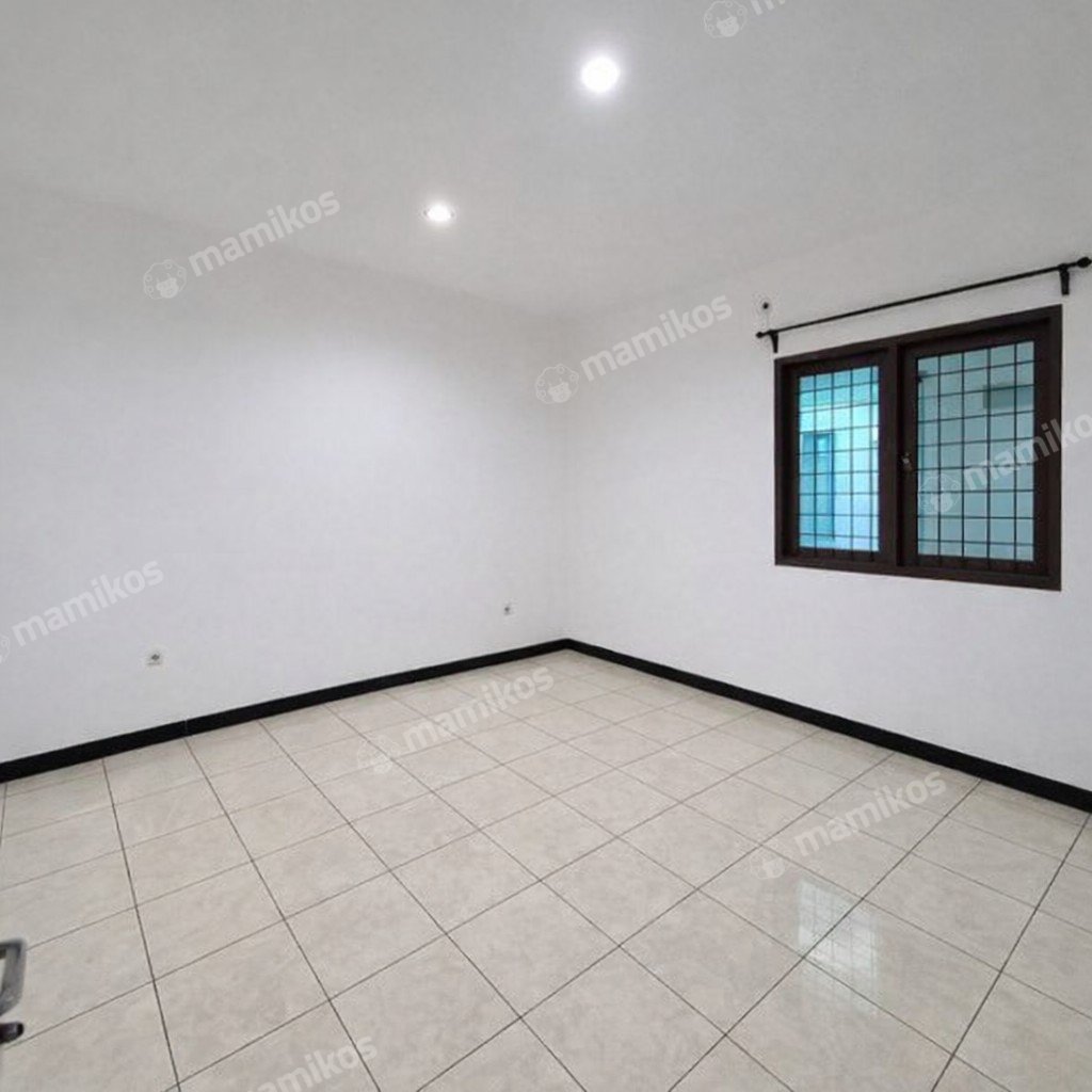 Rumah 4 Kamar Tidur 2 Kamar Mandi Fatmawati Jakarta Selatan - Photo 2