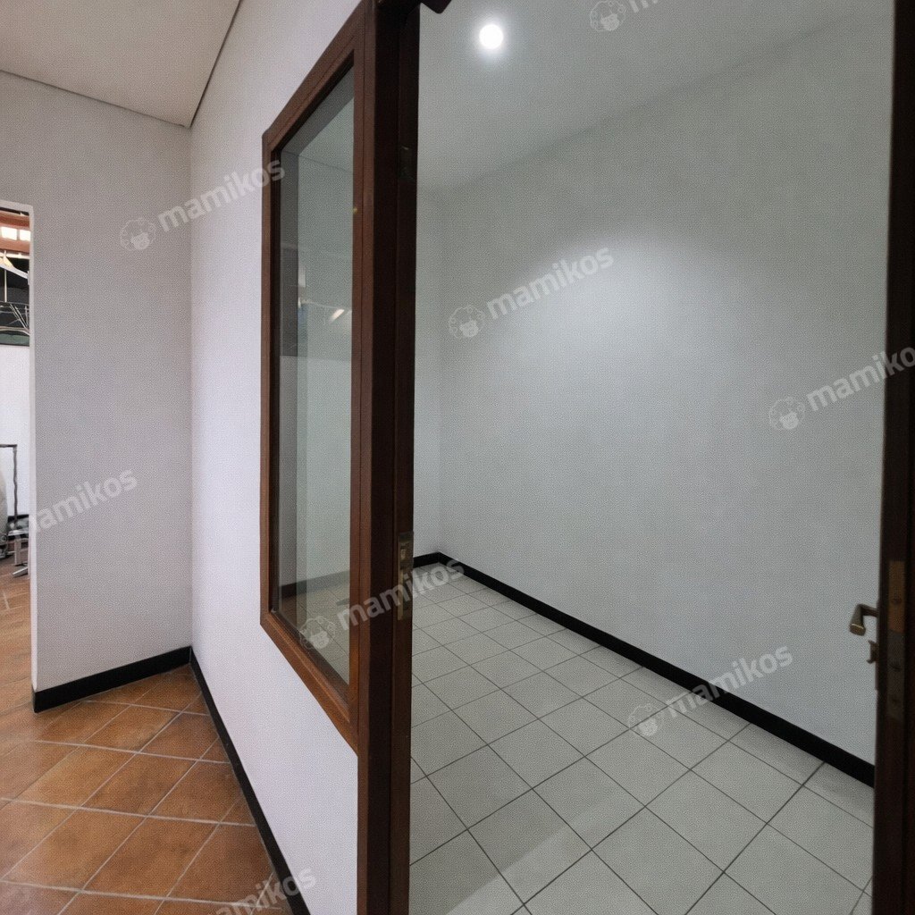 Rumah 4 Kamar Tidur 2 Kamar Mandi Fatmawati Jakarta Selatan - Photo 4