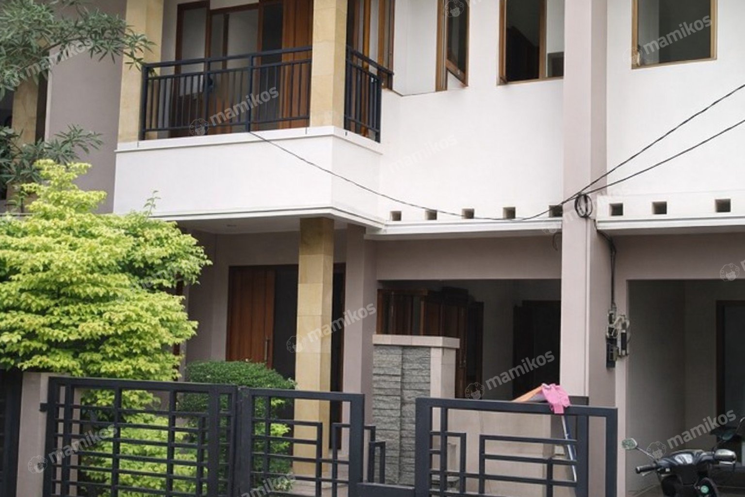 Rumah Sertifikat SHM 5 Kamar Tidur 5 Kamar Mandi Kemang Jakarta Selatan