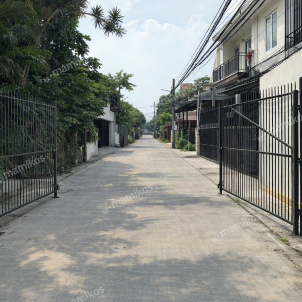 Rumah Sertifikat SHM 4 Kamar Tidur 4 Kamar Mandi Sunrise Garden Jakarta Barat - Photo 3