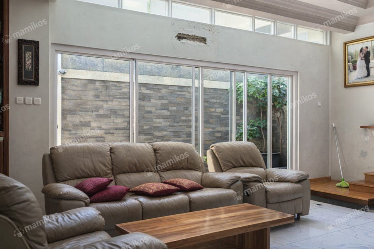 Rumah 4KT 3KM Joglo Jakarta Barat