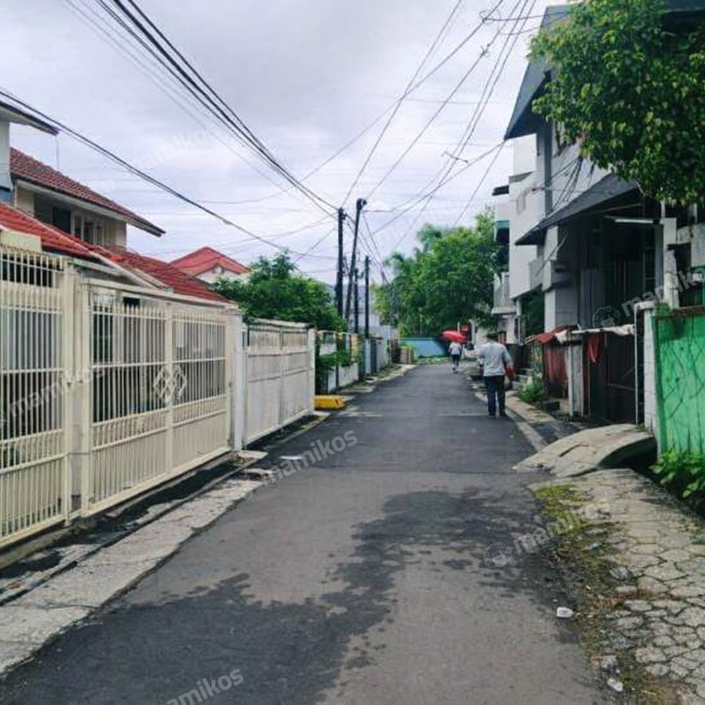 Rumah Sertifikat SHM 4 Kamar Tidur 2 Kamar Mandi Citra Garden Jakarta Barat - Photo 4