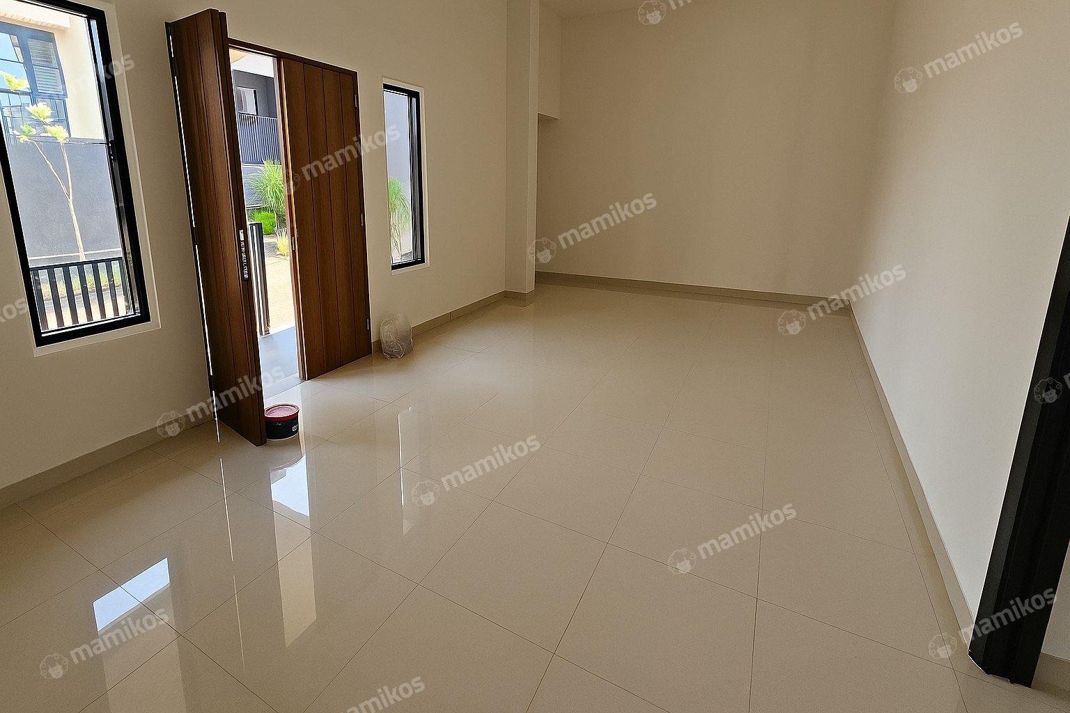 Rumah Sertifikat SHM 3 Kamar Tidur 2 Kamar Mandi Radio Dalam Jakarta Selatan - Photo 2