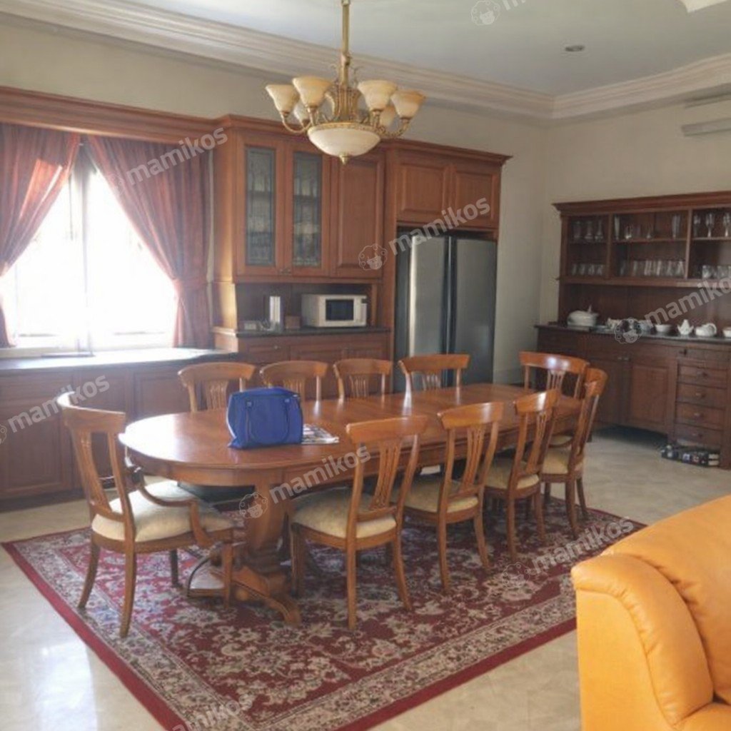 Rumah Sertifikat SHM 6 Kamar Tidur 4 Kamar Mandi Cipete Jakarta Selatan - Photo 3