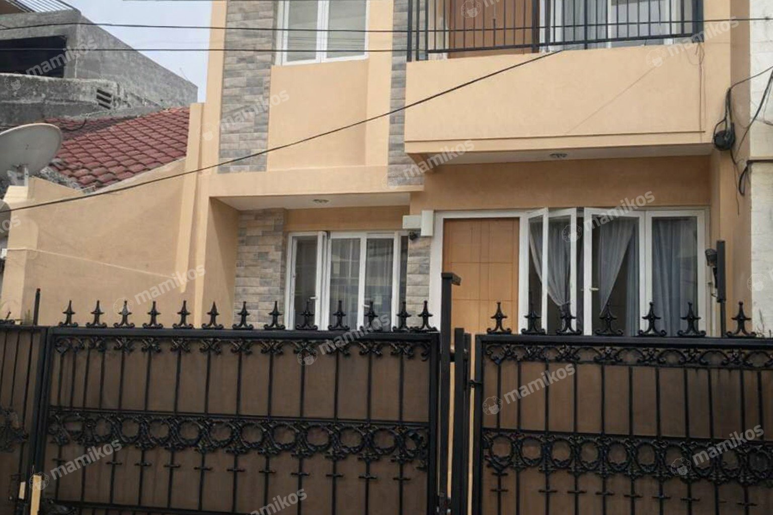 Rumah 4 Kamar Tidur 2 Kamar Mandi 2 Lantai Duri Kepa Jakarta Barat
