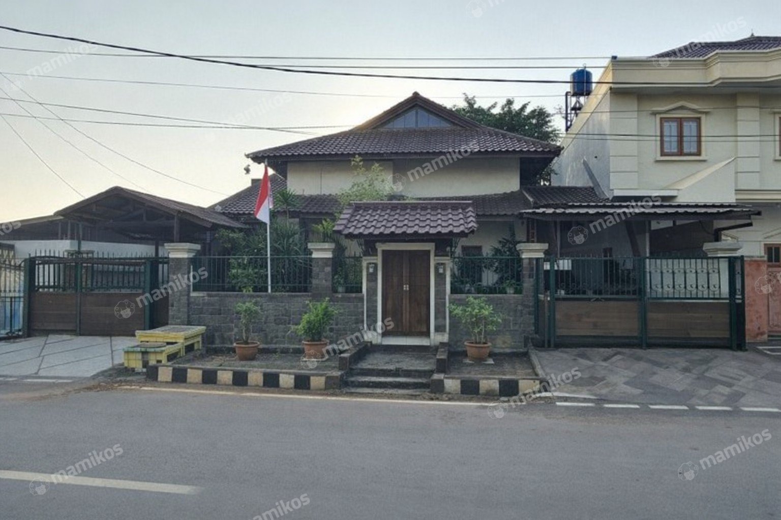 Rumah Sertifikat SHM 5 Kamar Tidur 5 Kamar Mandi Pondok Kelapa Jakarta Timur