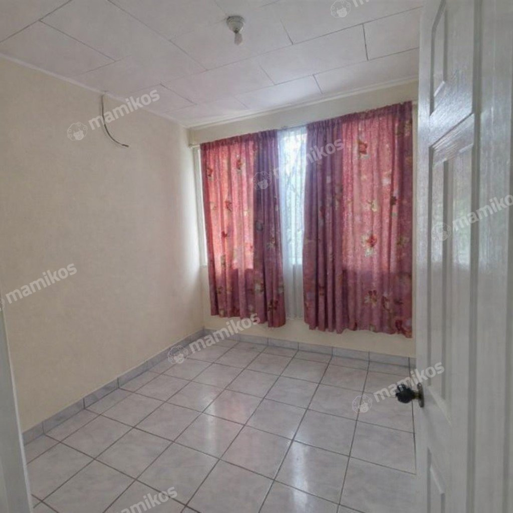 Rumah Sertifikat SHM 4 Kamar Tidur 2 Kamar Mandi Taman Surya Jakarta Barat - Photo 4
