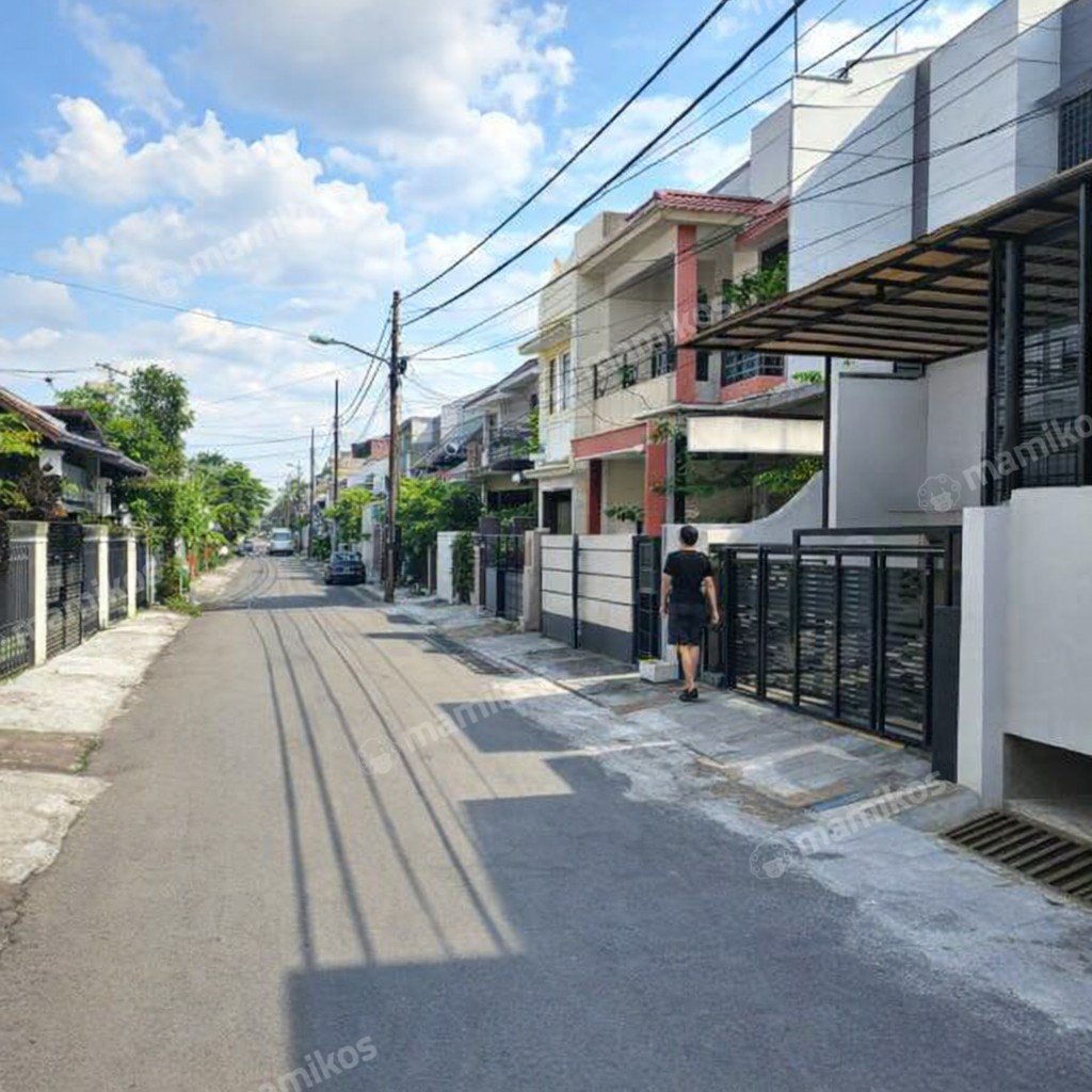 Rumah Sertifikat SHM 3 Kamar Tidur 3 Kamar Mandi Pondok Kelapa Jakarta Timur - Photo 4