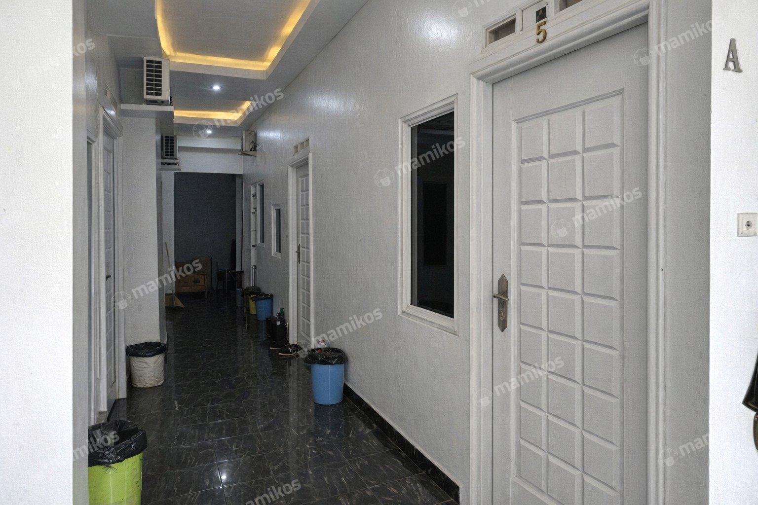 Rumah Sertifikat SHM 33 Kamar Tidur 33 Kamar Mandi Tomang Jakarta Barat