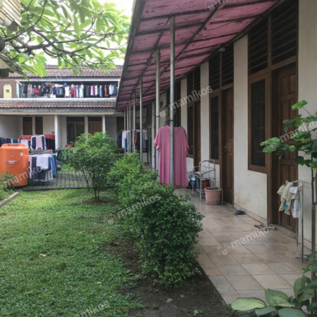 Rumah Sertifikat HGB 3 Kamar Tidur 3 Kamar Mandi Mampang Prapatan Jakarta Selatan - Photo 2