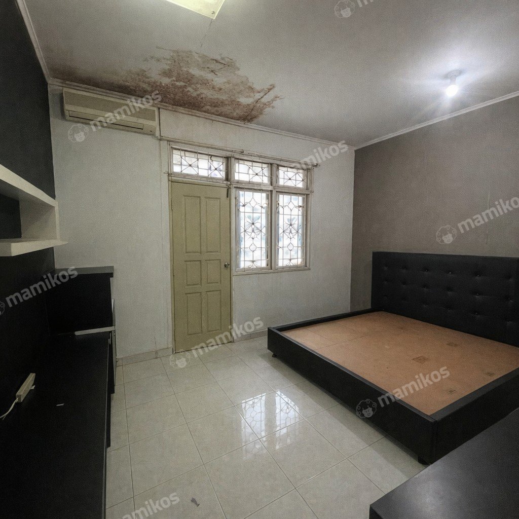 Rumah Sertifikat SHM 2 Kamar Tidur 2 Kamar Mandi Tanjung Duren Selatan Jakarta Barat - Photo 3