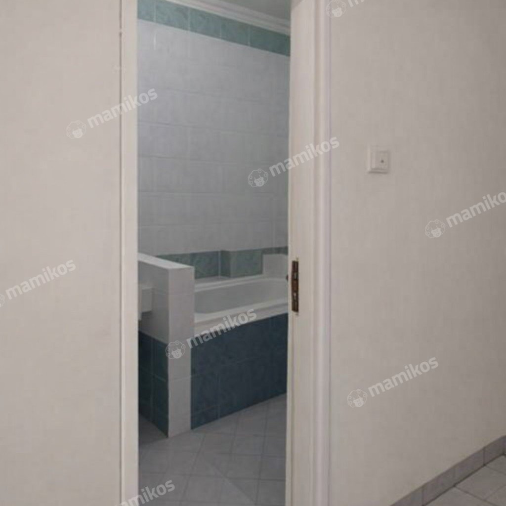 Rumah Sertifikat SHM 3 Kamar Tidur 3 Kamar Mandi Permata Buana Jakarta Barat - Photo 2