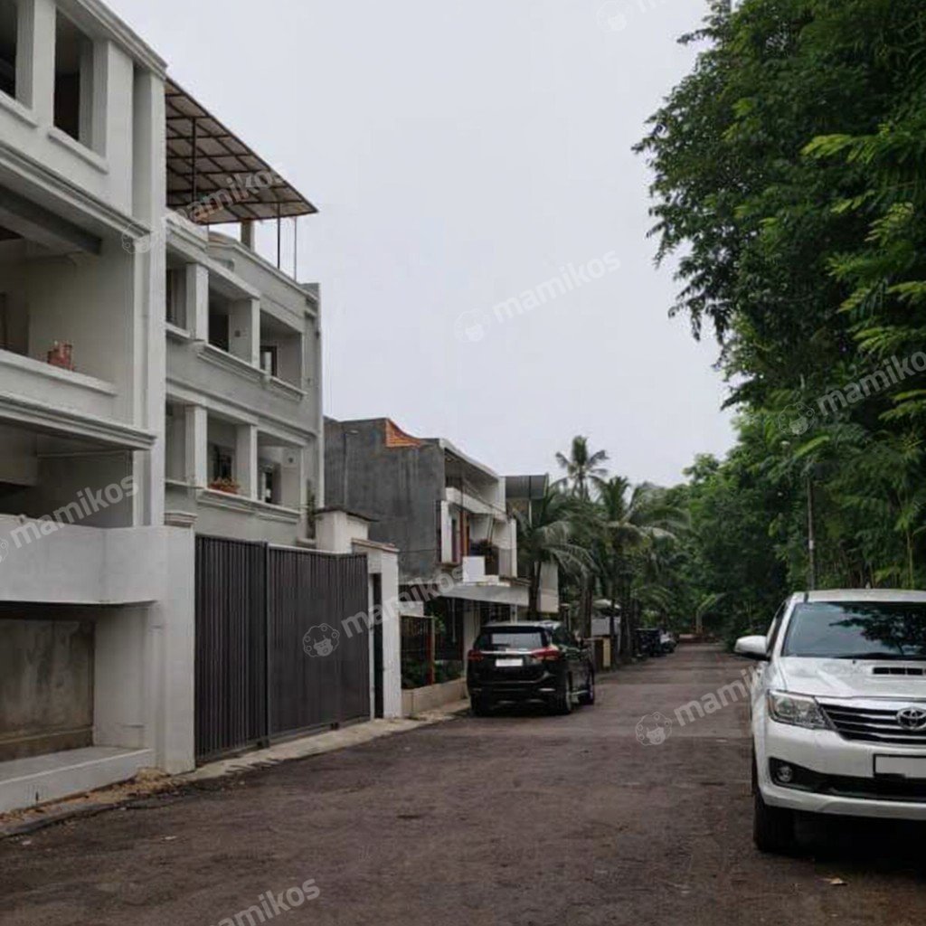 Rumah Sertifikat HGB 6 Kamar Tidur 3 Kamar Mandi Srengseng Jakarta Barat - Photo 4
