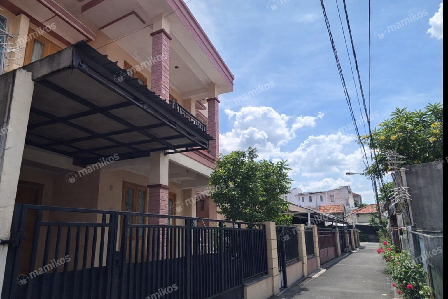 Rumah Sertifikat SHM 4 Kamar Tidur 2 Kamar Mandi Tebet Jakarta Selatan