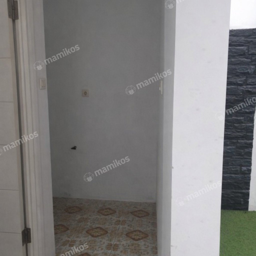 Rumah Sertifikat SHM 5 Kamar Tidur 4 Kamar Mandi Citra Grand Jakarta Timur - Photo 3