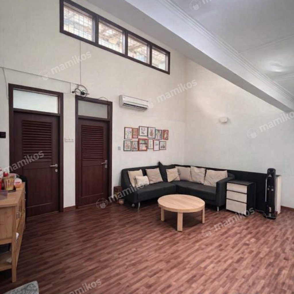 Rumah Sertifikat SHM 5 Kamar Tidur 5 Kamar Mandi Tanjung Duren Jakarta Barat - Photo 3