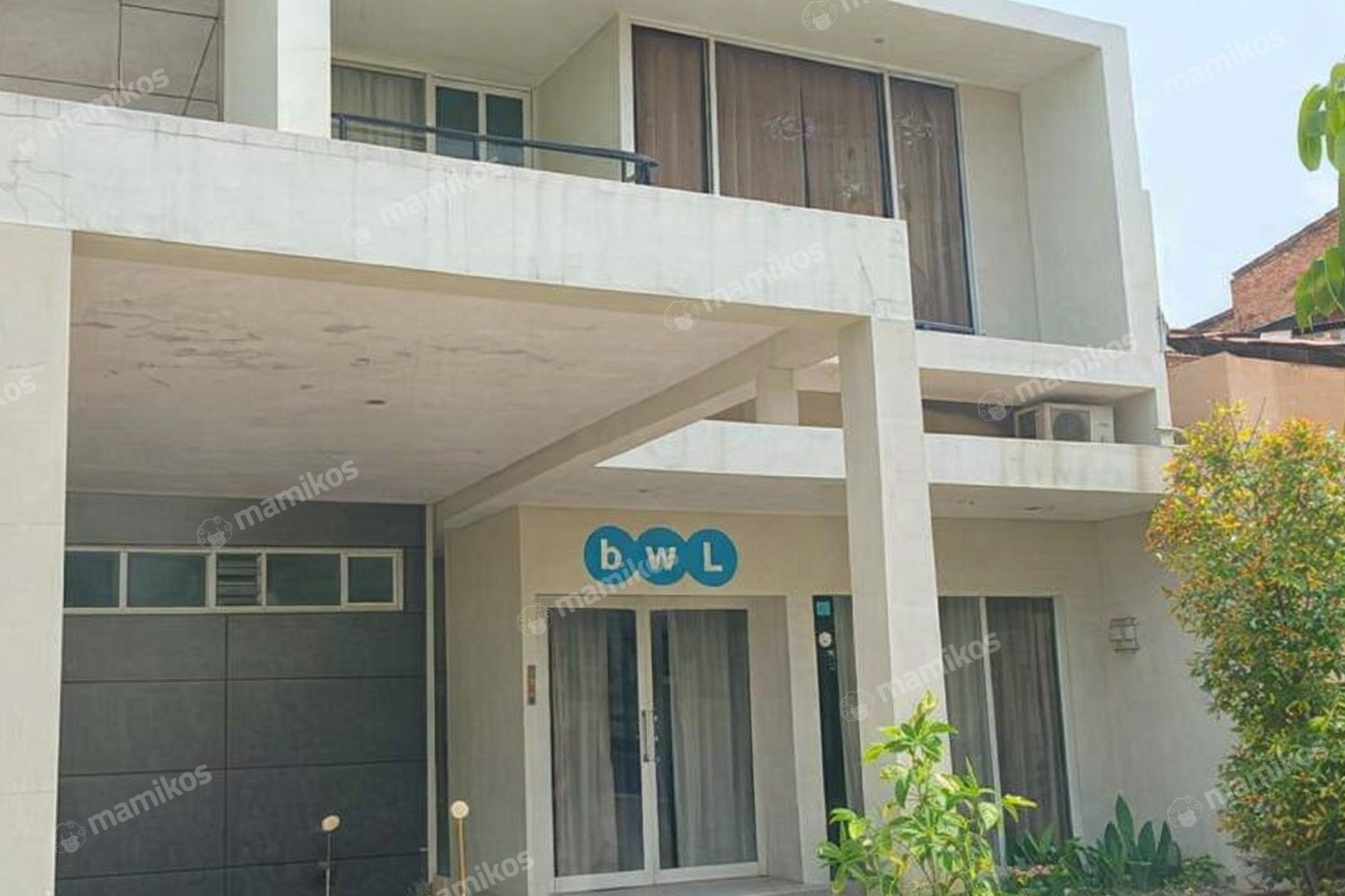 Rumah Sertifikat SHM 4 Kamar Tidur 3 Kamar Mandi Raffles Hills Jakarta Timur