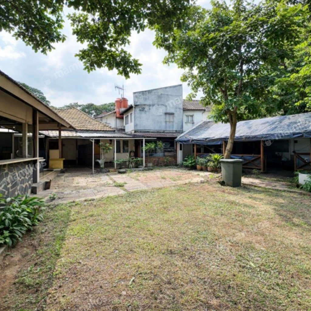 Rumah Sertifikat SHM 7 Kamar Tidur 4 Kamar Mandi Lebak Bulus Jakarta Selatan - Photo 3