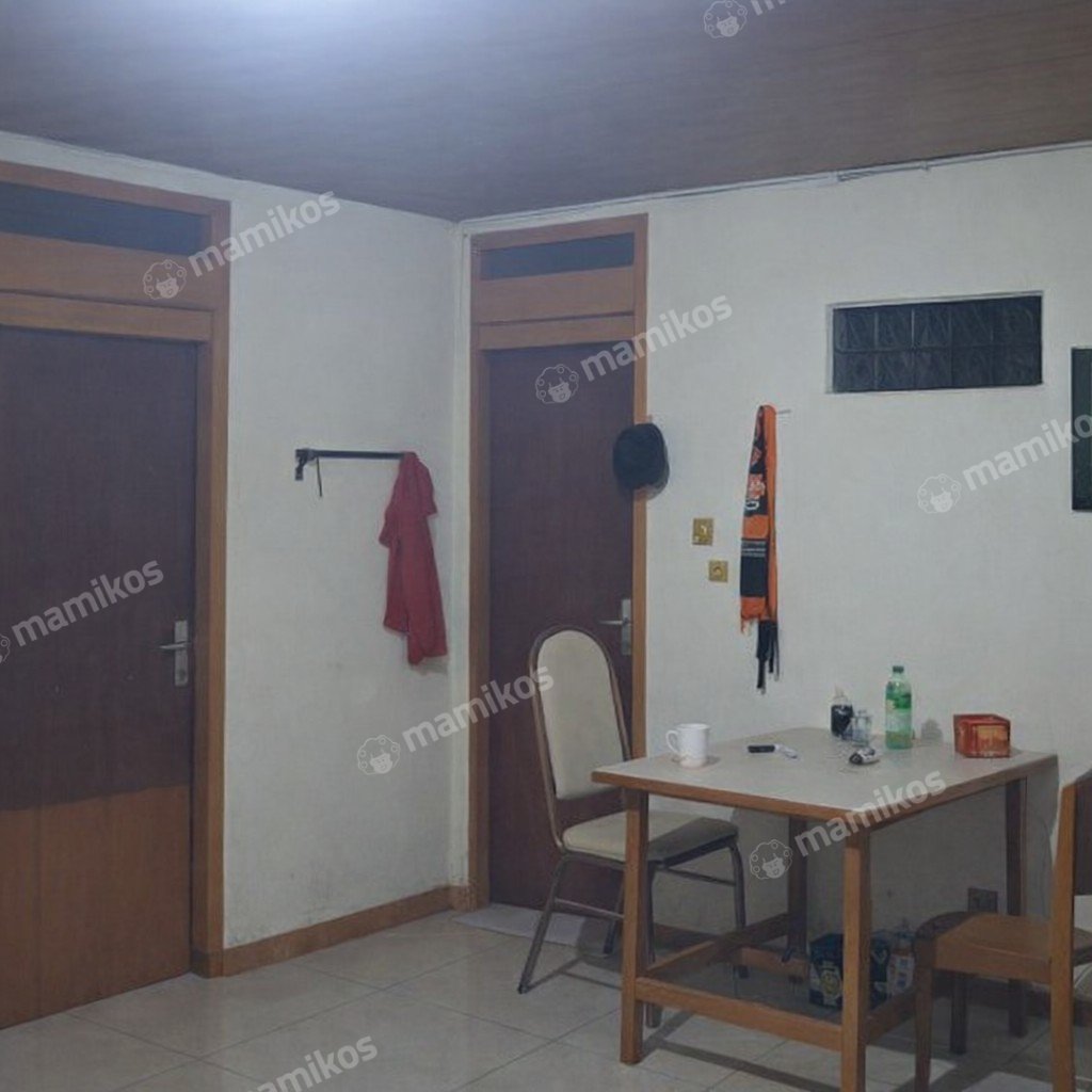 Rumah Sertifikat SHM 3 Kamar Tidur 1 Kamar Mandi Tanjung Duren Jakarta Barat - Photo 5