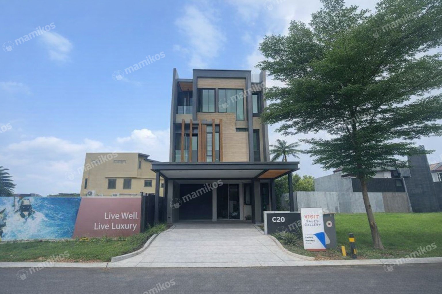 Rumah 4 Kamar Tidur 5 Kamar Mandi 3 Lantai Metland Menteng Jakarta Timur