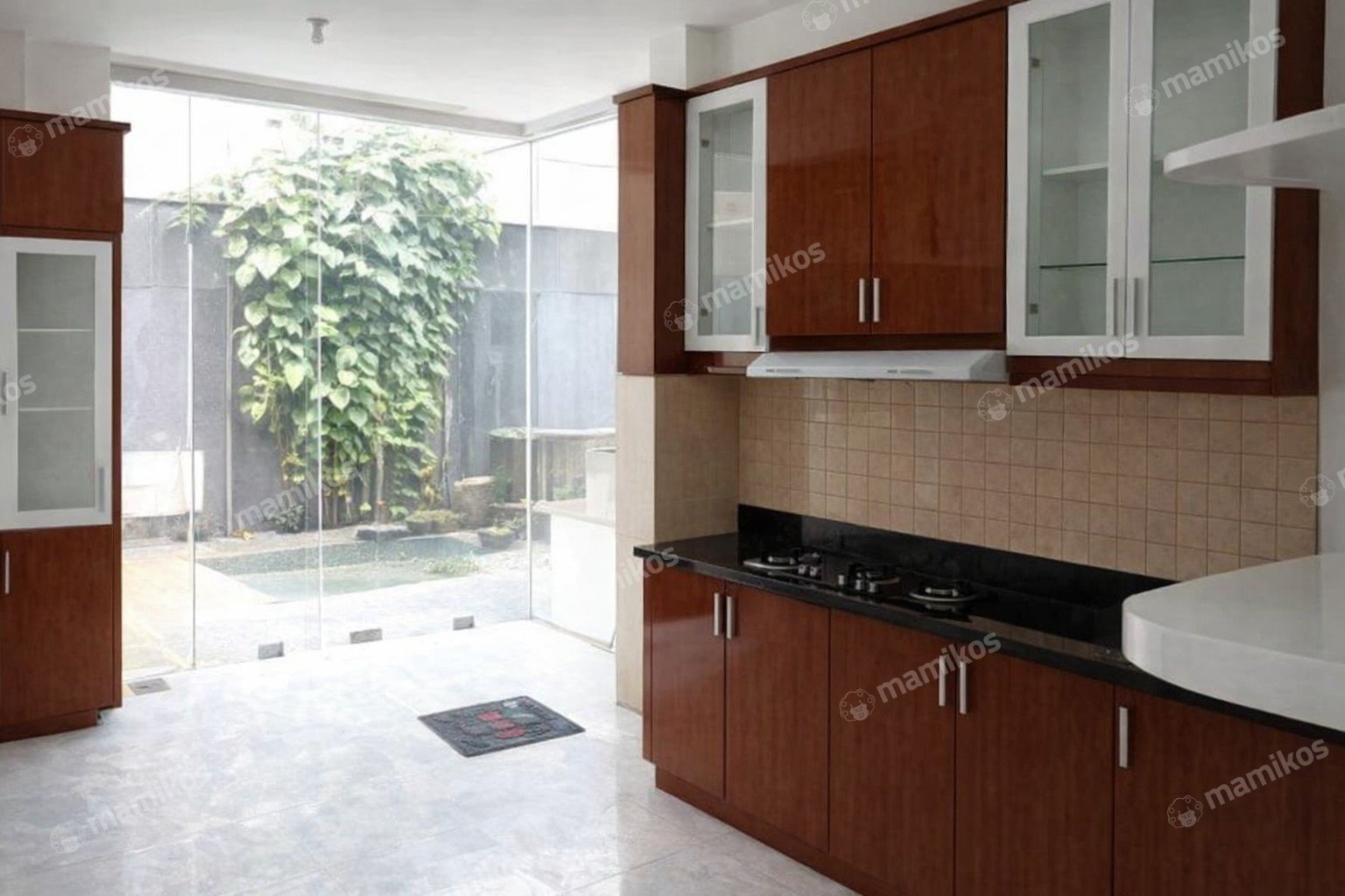 Rumah Sertifikat SHM 4 Kamar Tidur 4 Kamar Mandi Intercon Jakarta Barat - Photo 5