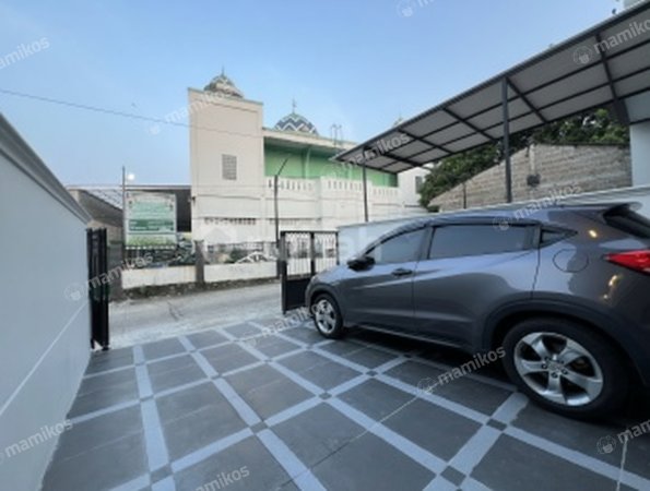 Rumah Sertifikat SHM 3 Kamar Tidur 3 Kamar Mandi Sukmajaya Depok - Photo 2