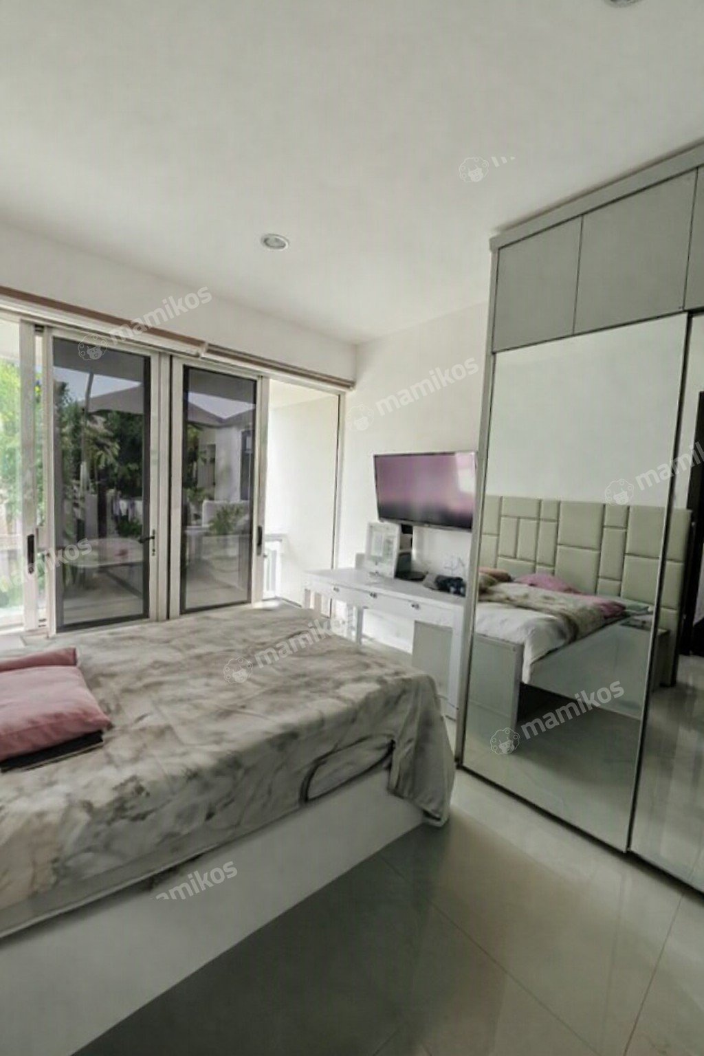 Rumah Sertifikat SHM 4 Kamar Tidur 3 Kamar Mandi Pantai Indah Kapuk 2 Jakarta Utara - Photo 5