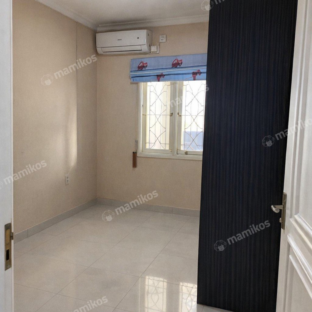 Rumah Sertifikat SHM 3 Kamar Tidur 3 Kamar Mandi Taman Palem Jakarta Barat - Photo 5