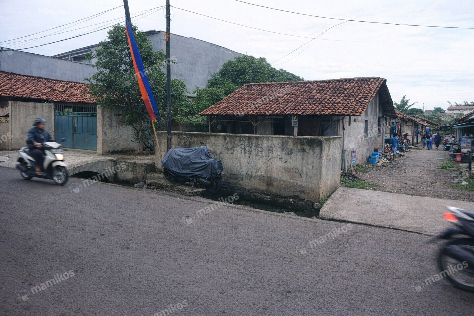 Rumah Sertifikat SHM 5 Kamar Tidur 5 Kamar Mandi Cengkareng Barat Jakarta Barat - Photo 3