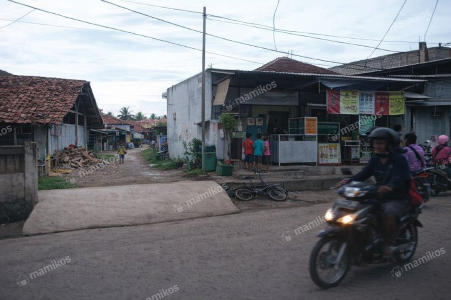 Rumah Sertifikat SHM 5 Kamar Tidur 5 Kamar Mandi Cengkareng Barat Jakarta Barat - Photo 5