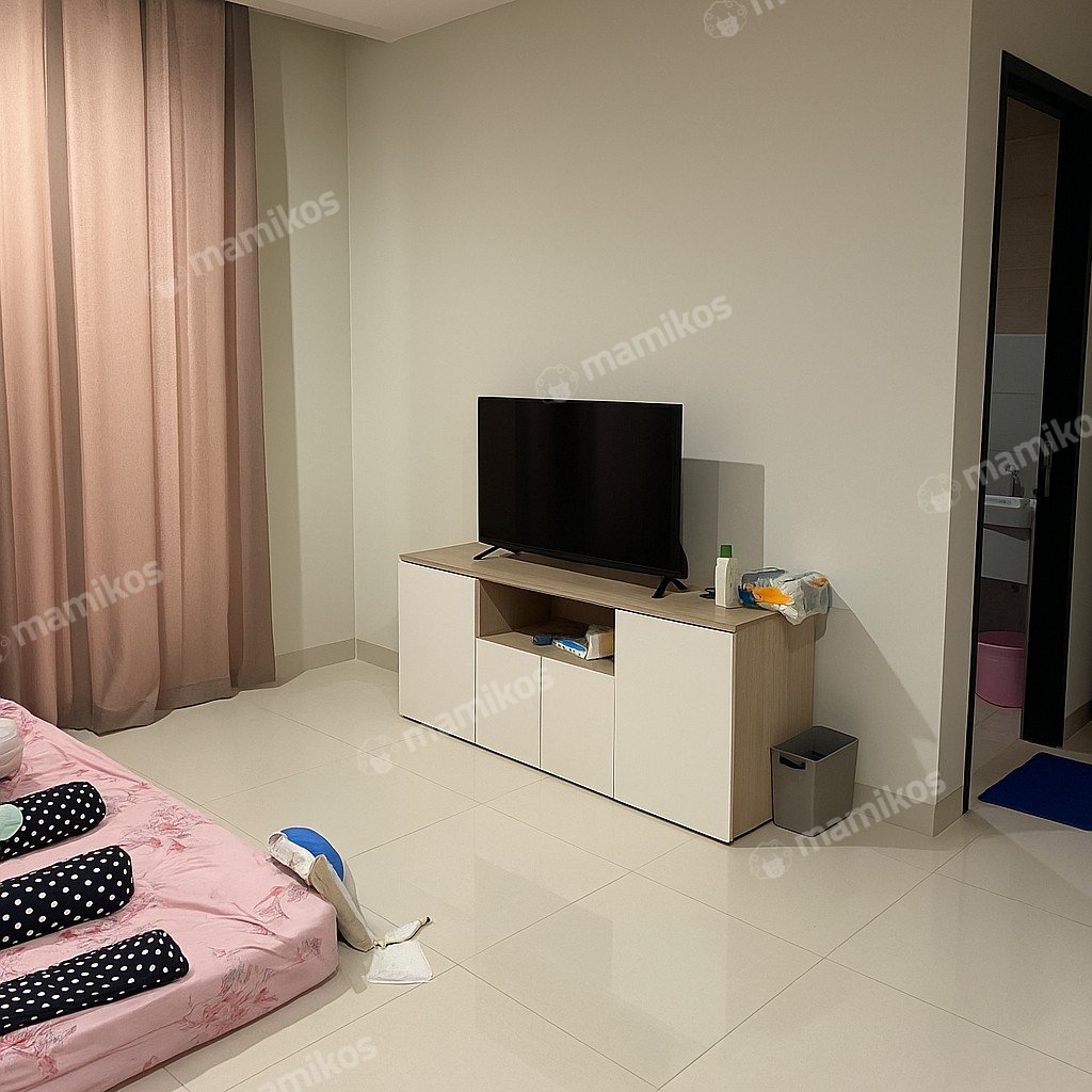 Rumah Sertifikat SHM 4 Kamar Tidur 4 Kamar Mandi Kota Wisata Jakarta Timur - Photo 2