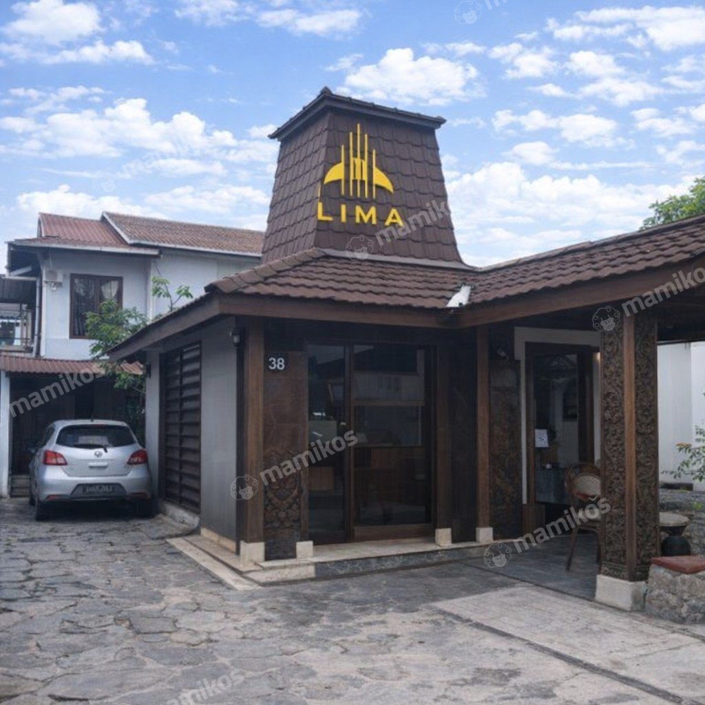 Rumah Sertifikat SHM 6 Kamar Tidur 2 Kamar Mandi Kebon Jeruk Jakarta Barat - Photo 4
