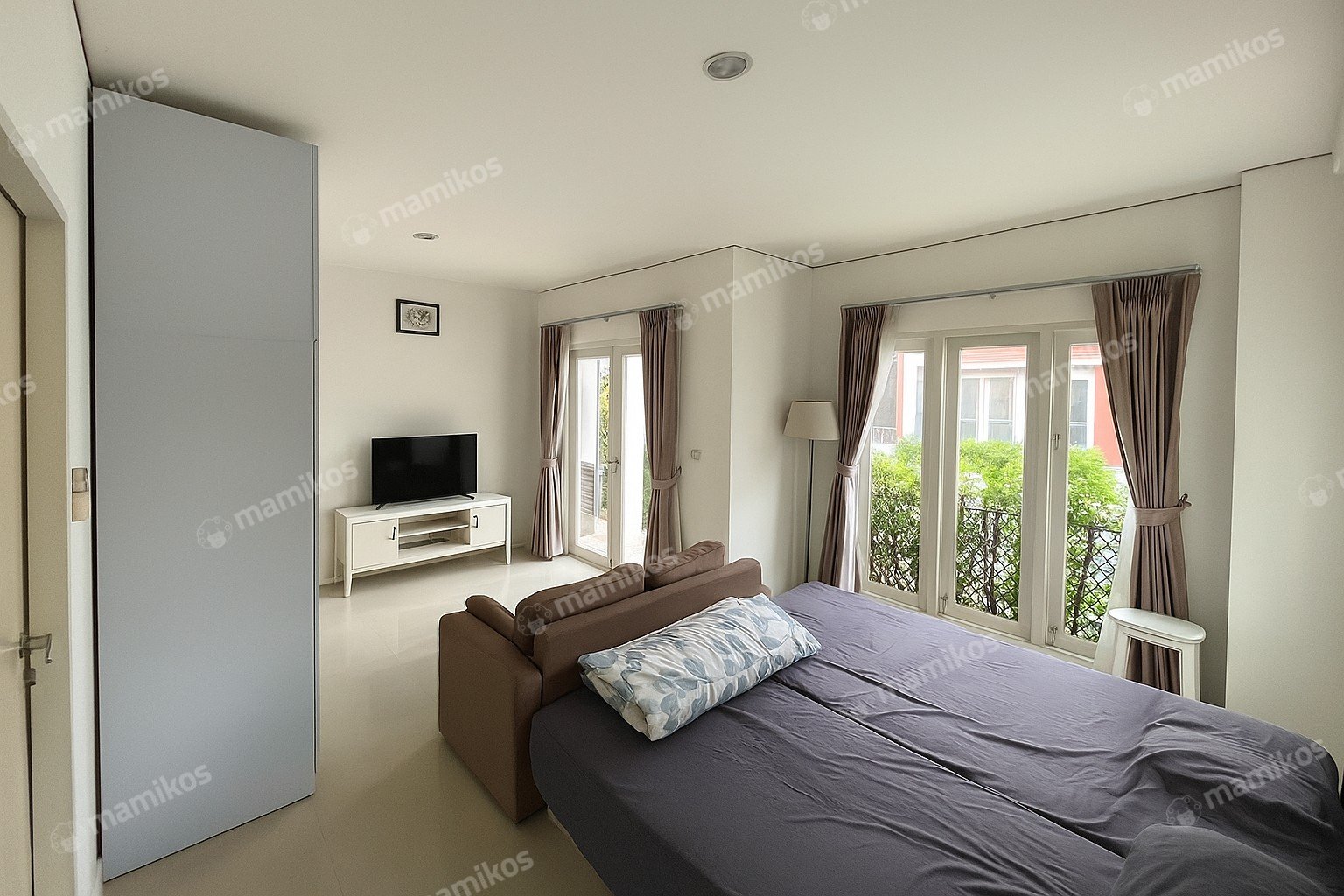 Rumah Sertifikat SHM 4 Kamar Tidur 3 Kamar Mandi Raffles Hills Jakarta Timur - Photo 2